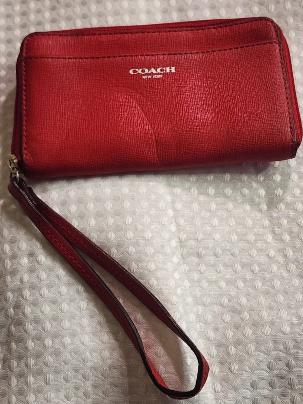 Coach Cross Grain Leather Corner Zip Wristlet Wallet in Red